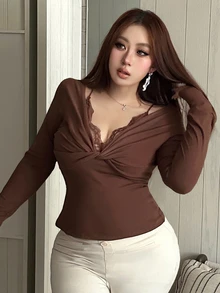 REIGN AVE Plus Size Fitted Solid Color Contrast Lace Cropped Long Sleeve Versatile T-Shirt Going Out Tops Women - Brown - View 6