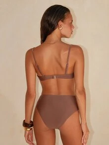 Swim Chiccia Traje de baño de dos piezas con triángulo fruncido, tirantes de espagueti, decoración de perlas y ajuste en la espalda, con soporte de aros, en unicolor para mujer - Café integral - Ver 2