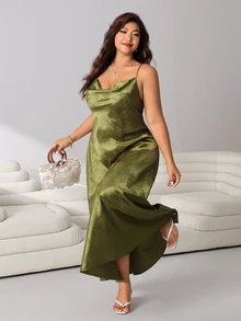 Solflare Plus Size Women's Elegant Jacquard Spaghetti Strap Casual Dress, Summer - Green - View 6