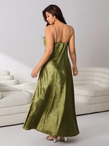 Solflare Plus Size Women's Elegant Jacquard Spaghetti Strap Casual Dress, Summer - Green - View 5