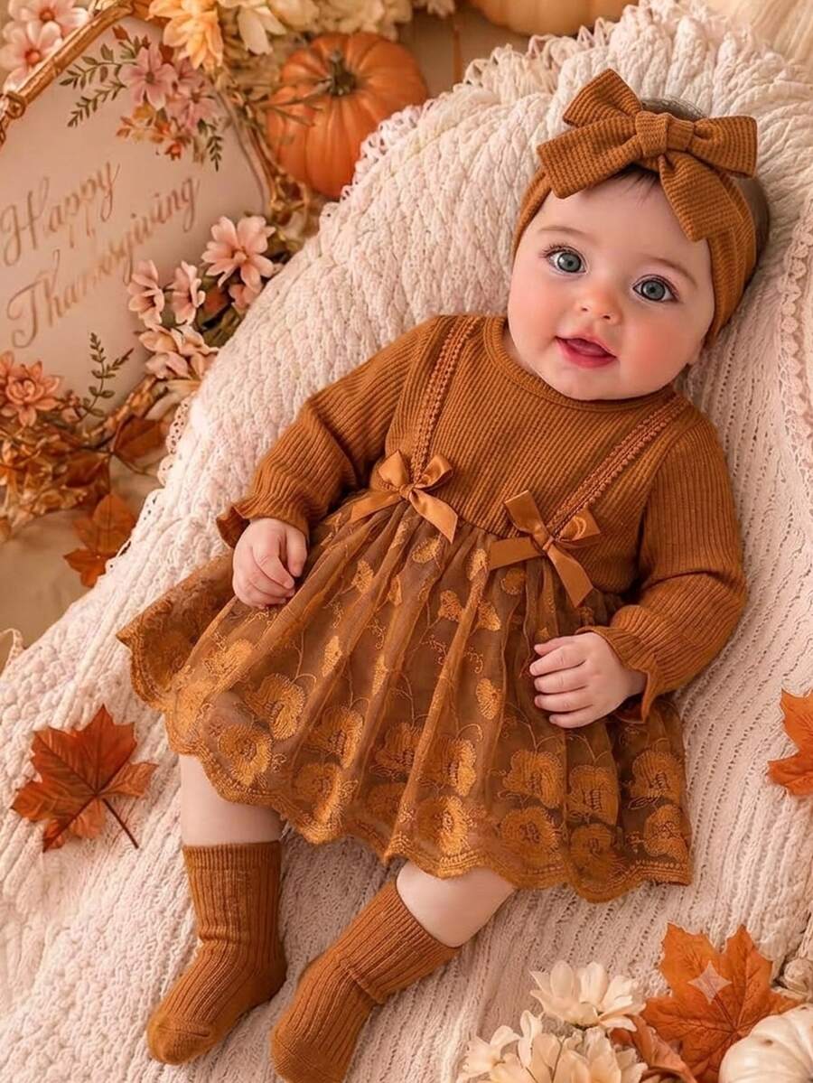 SHEIN 2件組新生兒春秋款酒紅色甜美公主風蝴蝶結蕾絲網紗拼接長袖洋裝附髮帶套裝，寬鬆舒適版型，適合日常外出、滿月宴、周歲生日派對、節日聚會、拍照攝影