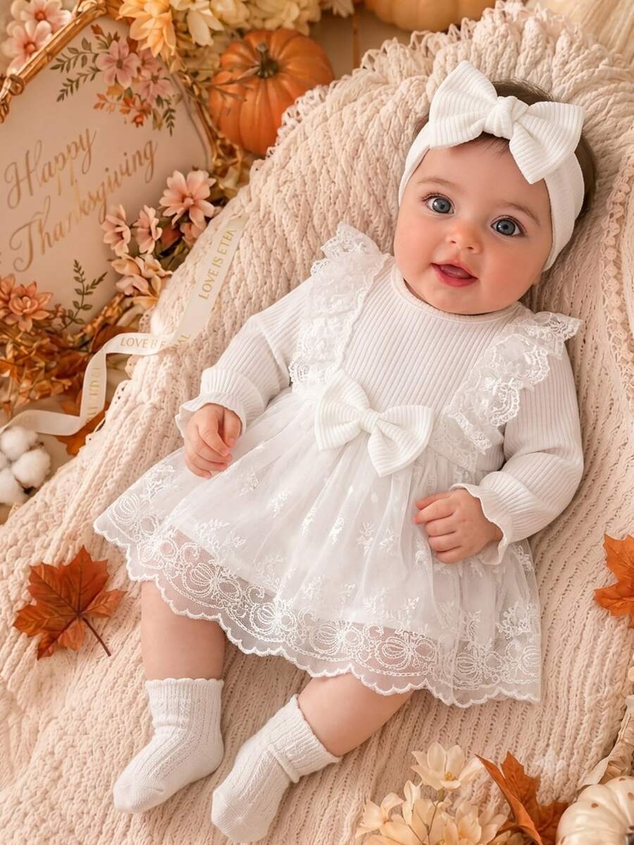 SHEIN 2件組新生兒春夏純白色甜美公主風蕾絲飾邊大蝴蝶結網紗刺繡長袖洋裝套裝，寬鬆舒適版型，適合日常外出、滿月宴、1歲生日派對、節日聚會、拍照攝影