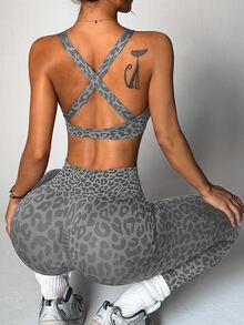 Dewbera Dewbera 1 Set Women's Leopard Print Twisted Cross Yoga Running Fitness Workout Sports Bra And Leggings Set - Grey - View 9