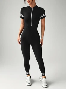 Dewbera Dewbera Seamless Sports Yoga Short Sleeve Black And White Striped Summer Sexy Gym Jumpsuit,Stand Collar Zipper Design,Vertical Stripe Fabric,3D Effect,Bodycon - Black - View 6