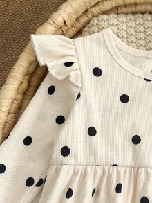 SHEIN Newborn Spring/Autumn Brown Heart Print Top With Bow Knot Decor Pure Black Long Pants  2-Piece Set Suitable For Outings, Sports, Christmas Parties - Multicolor - View 5