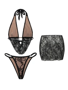 SHEIN Swim 女士性感大胆前卫音乐节派对休闲蕾丝串珠露背吊带比基尼上衣搭配褶皱泳裤和蕾丝裙三件套泳装，适合春假、返校季、啤酒节、音乐节、假期、春季促销、海滩、度假、情人节、新年、毕业典礼、母亲节、国际妇女节、家庭出游等场合。 - 黑色 - 查看 2