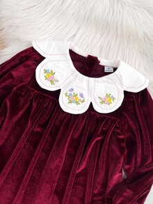 SHEIN 女童小女孩可愛度假休閒杏色格紋蝴蝶結長袖寬鬆連身裙，秋季花卉洋裝，校園開學穿搭 - 紅色 - 查看 10