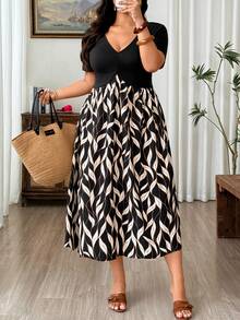 Weeklong Elegant Casual V-Neck Pleated Design Short Sleeve Knit Plus Size Women's Dress New Style - Multicolor - View 3