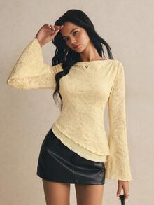 Poéselle 女款花卉印花修身百搭日常穿著喇叭袖T恤 - 淡黃色 - 查看 1