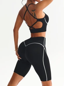 Dewbera Dewbera 2pcs Women's Seamless Contrast Color Adjustable Strap Backless Ribbed Line Running Fitness Workout Yoga Base Layer Outerwear Sports Tank Top Seamless Shorts Sports Set - Black and White - View 2