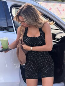 Dewbera Dewbera 女款波點印花掛脖露背上衣與短褲運動套裝 - 黑色 - 查看 4