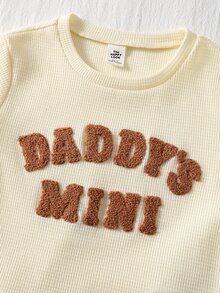 THE HAPPY LOOK 2pcs/Set Young Boy Letter Pattern Knit Soft Round Neck Short Sleeve Top And Elastic Waist Shorts Set,Summer,Family Matching Toddler Kids Outfits - Apricot - View 3