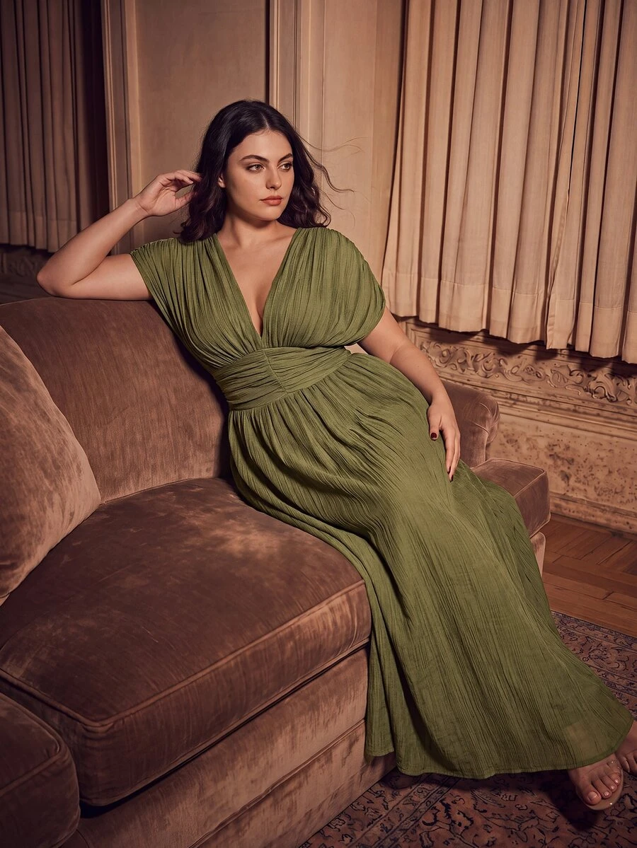Anewsta Plus Size Women Summer V-Neck Sleeveless Ruched Waist Dress, Suitable For Beach Vacation - Green - View 1