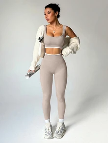 Dewbera Dewbera Women's Hem Cropped Tank Top And Leggings Sports Set - Apricot - View 5