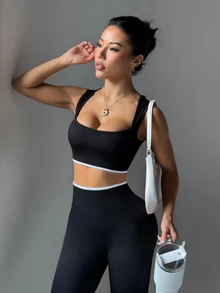 Dewbera Dewbera 女款極簡保守運動風對比滾邊無鋼圈運動內衣與緊身褲套裝 健身房穿著 黑白配色 夏季 - 黑色 - 查看 7