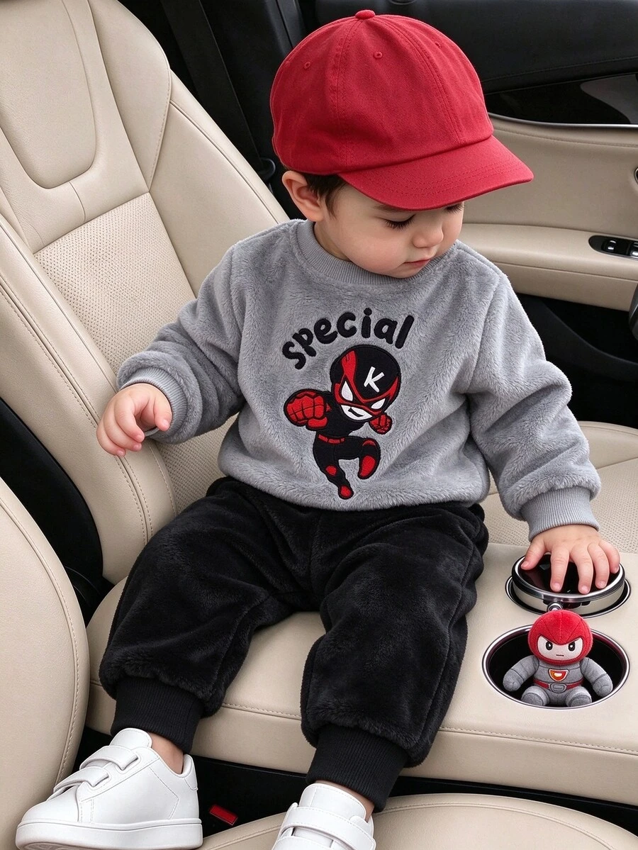 SHEIN Playful Pals 2件組幼兒男童運動衫長褲套裝,可愛灰色黑色卡通圖案,毛絨絨柔軟羅紋長袖圓領加厚款,舒適休閒秋季假日運動套裝 - 灰色 - 查看 1