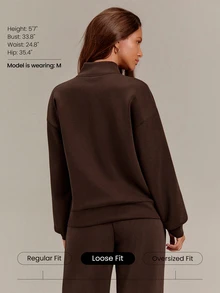 GLOWMODE SoftCalm Modal Glow Away 寬鬆版半拉鍊立領套頭衫，休閒日常夏季旅行穿搭 - 棕色 - 查看 2