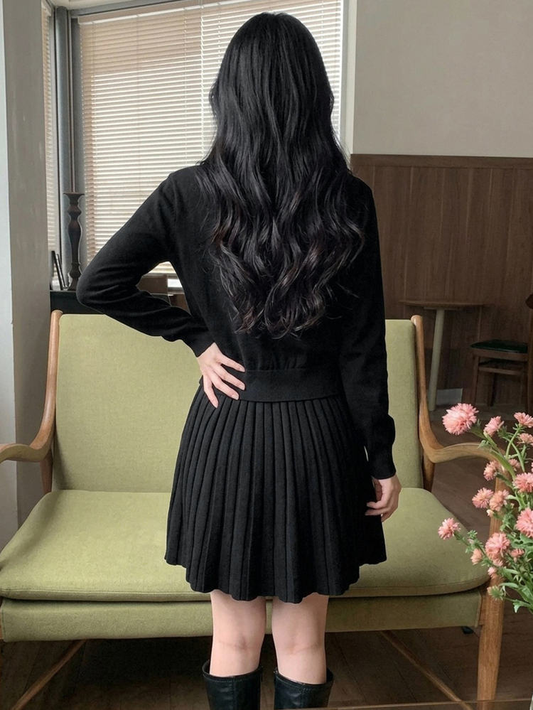 DAZY 女款純色長袖單排扣針織開襟衫與無袖針織洋裝套裝 - 灰色 - 查看 6
