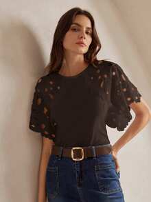 Anewsta Essential Camiseta de moda con mangas cortas y diseño hueco de unicolor elegante para mujer - Café integral - Ver 4