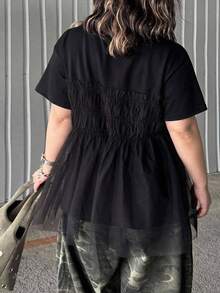 Dazy Plus Blus Ukuran Besar Warna Polos Motif Jala Kontras Model Boneka Lucu Pullover Lengan Pendek untuk Musim Semi Musim Panas Musim Gugur Acara Makan Siang Ulang Tahun Warna Hitam Kasual - Hitam - View 2