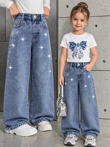 SHEIN Elladie kids 女童牛仔褲，嬰兒藍，街頭時尚休閒牛仔女郎風格，個性可愛極簡 Y2K 設計，不對稱鬆緊腰，鑲鑽，夏季 - 中等水洗藍 - 查看 2