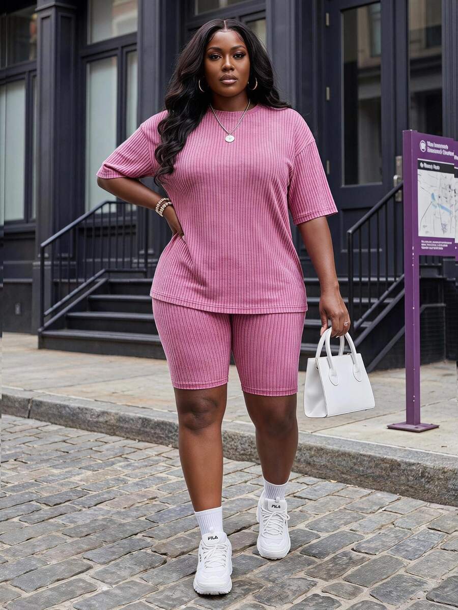 Slaydiva Plus Size Women Summer Casual Commuting Ribbed Knit Loose T-Shirt And Skinny Shorts 2-Piece Set - Pink - View 1