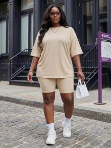 Slaydiva Plus Size Women Solid Color Round Neck Short Sleeve Top And Shorts Casual Daily 2 Pieces Set - Apricot - View 1