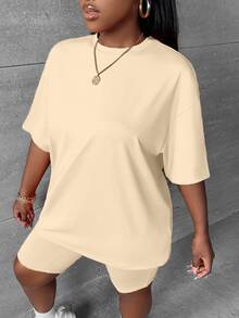 Slaydiva Plus Size Women Solid Color Round Neck Short Sleeve Top And Shorts Casual Daily 2 Pieces Set - Apricot - View 3