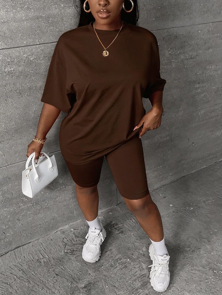 Slaydiva Plus Size Women's Solid Color Round Neck Drop Shoulder T-Shirt And Shorts Casual 2-Piece Set - Brown - View 5