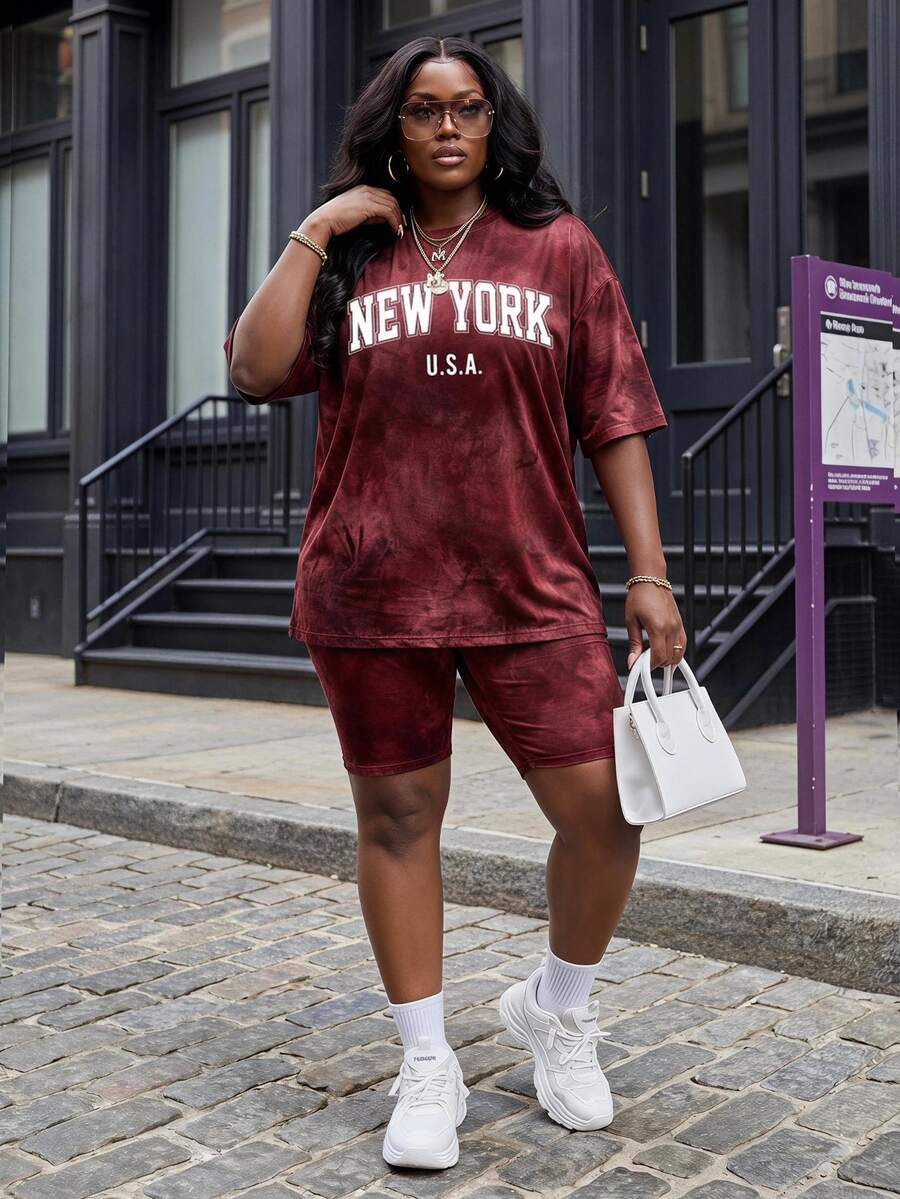 Slaydiva Plus Size Women Letter Print Short Sleeve Top And Shorts Casual 2 Pieces Set - Multicolor - View 1