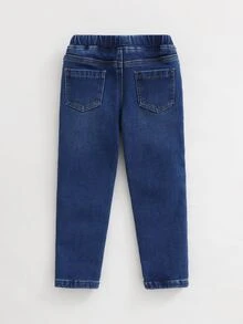 SHEIN Vintaside Kids 男童丹寧長褲，秋冬款，抓絨內裡，柔軟棉質，休閒時尚百搭，極簡風，全鬆緊腰頭，裝飾抽繩，複合膚色仿超絨面料，柔軟舒適，修身彈性，深藍水洗丹寧長褲，適合日常穿著與度假 - 深色水洗藍 - 查看 4