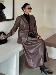 Livesso PU Leather Blogger Style Solid Color Casual Street Vacation Spring/Autumn 2 Pieces Set - Brown - View 1