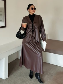 Livesso PU Leather Blogger Style Solid Color Casual Street Vacation Spring/Autumn 2 Pieces Set - Brown - View 6
