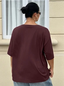 Livesso Curve Loose Fit Letter Print Crew Neck Casual Plus Size Brown T-Shirt For Women, Spring/Summer - Burgundy - View 6