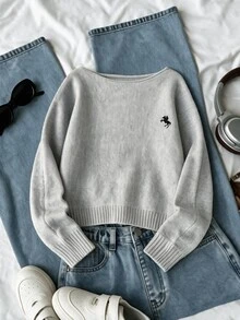 SHEIN 女童毛衣一件，时尚露肩宽松慵懒黑色骏马刺绣图案灰色蝙蝠袖短款套头衫。厚度适中，下摆和袖口整齐，柔软舒适，纯色干净百搭。适合秋冬季日常穿着、上学、购物、聚会、居家等各种场合。 - 淺灰色 - 查看 2