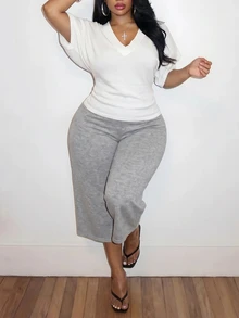Slaydiva Plus Size Women Solid Color V-Neck Knit Top Formal Home Wear White Summer Casual Baggy - White - View 7