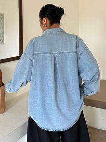 Dazy Plus Light Wash Blue Collared Pocket Long Sleeve Plus Size Women's Denim Shirt, Spring/Summer/Autumn - Light Wash - View 7