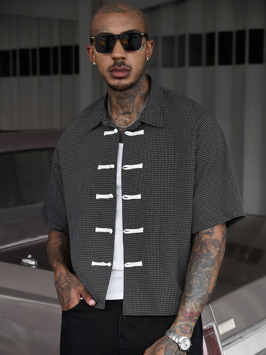 SLATEMANN Men's Small Checkered Frog Button Short Sleeve Shirt, Suitable For Formal 80s Streetwear Or Casual Holiday Vacation Date Night Black Gingham Summer - Black - View 1