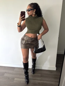 Slaydiva Women Sleeveless Turtleneck Rib Knit Crop Tank Raw Hem Slim Olive Green Vest Y2K Minimalist Basic Modest Casual Streetwear Fall Layering Night Out - Army Green - View 8