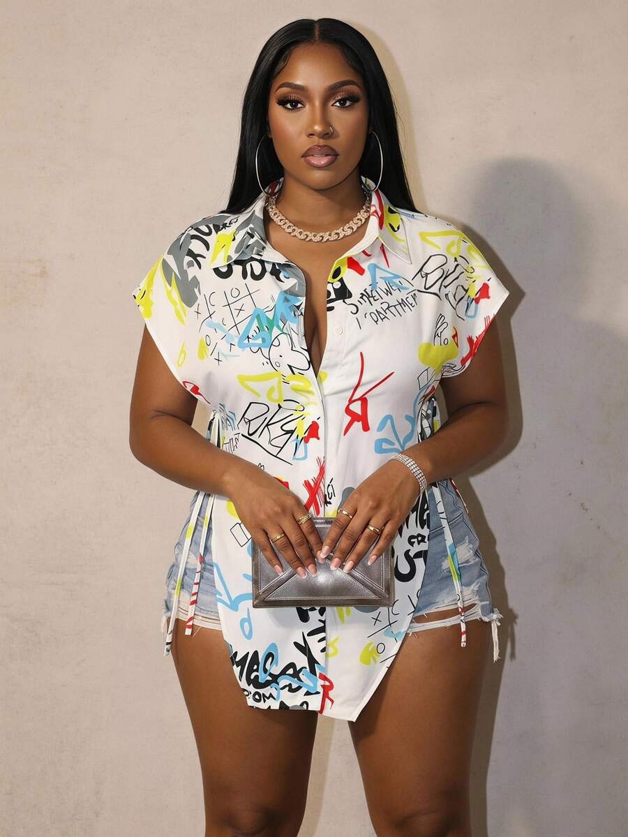 Slaydiva Plus Size Summer Graffiti Print Arc Hem Tie Side Short Sleeve Shirt With Side Slits - Multicolor - View 1