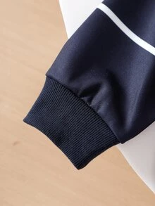 SHEIN 小男孩休閒字母印花拼色圓領衛衣，適合秋冬生日洗禮，白色 - 黑與白 - 查看 6
