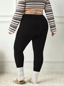 SHEIN CURVE+ 大尺碼女款休閒純色內搭褲，百搭簡約，適合工作/辦公室/健身房，秋冬保暖內搭褲 - 黑色 - 查看 3