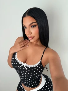SHEIN SXY 女款黑白波點兩件式夏季套裝，可愛睡衣套裝，細肩帶背心與短褲度假派對居家休閒服，80年代復古居家服 - 黑與白 - 查看 4