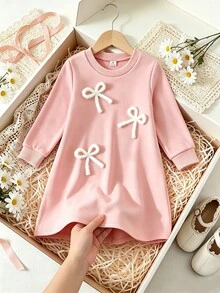 SHEIN Elladie kids 女童新款運動衫布料蓮花粉長袖洋裝，附蝴蝶結緞帶裝飾，適合日常休閒、優雅、度假與戶外穿著 - 粉色 - 查看 8