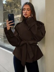 Aloruh 女款秋冬新款棕色優雅時尚簡約休閒日常通勤浪漫約會街頭風迷人復古立領繫帶風衣外套 - 咖啡棕 - 查看 4