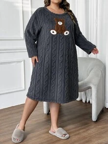 SHEIN CURVE+ Plus Size Dreamy Beloved Cute Bear Embroidered Cozy Long Sleeve Sleep Dress, Fluffy Winter - Multicolor - View 5