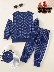 SHEIN 1 Ramdom Set:Young Boys Allover Print Letter Graphic Crewneck Sweatshirt And Sweatpants Fall Outfit Set Autumn Winter - Multicolor - View 2