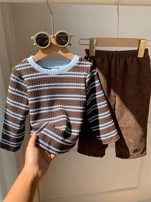 SHEIN 2件組男嬰秋冬字母圖案撞色圓領長袖套頭T恤與鬆緊腰長褲套裝，條紋T恤套裝，嬰幼兒套裝 - 彩色 - 查看 7