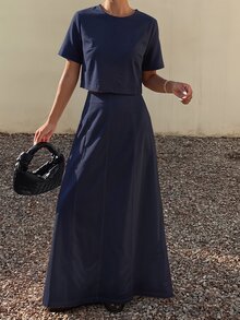 Livesso 春夏蓝色露脐上衣和A字迷你裙套装，优雅休闲度假沙滩装，女士必备 - 黑色 - 查看 2