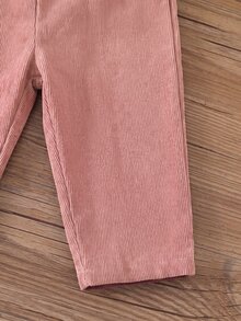 SHEIN Baby Girl Thermal Lined Corduroy Fabric Adjustable Strap Decor 3D Bear Embroidery Pattern Casual Diagonal Pocket Overalls Suitable For Winter - Dusty Pink - View 6